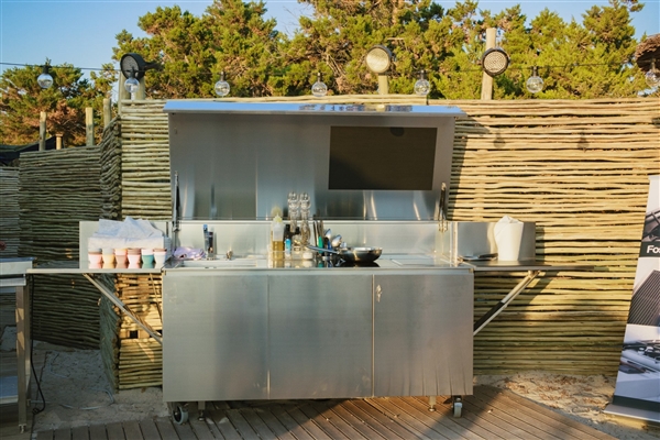 Foster et Zero Barriere présentent la luxueuse collection d'extérieur de Foster