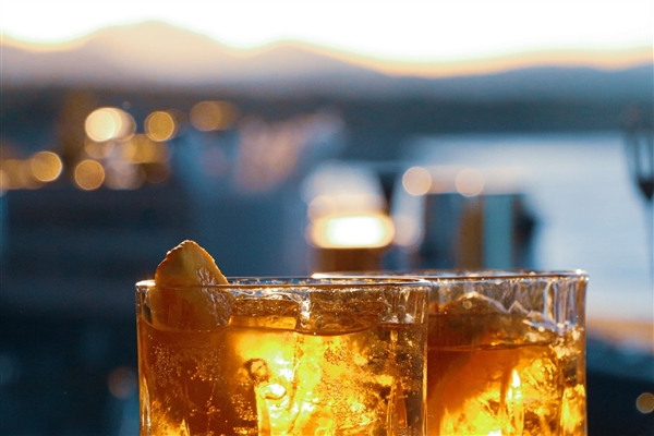 Foster et Zero Barriere présentent la luxueuse collection d'extérieur de Foster