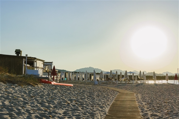 Foster et Zero Barriere présentent la luxueuse collection d'extérieur de Foster