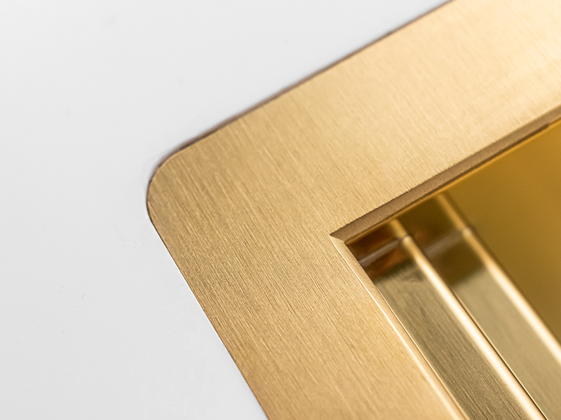 La collection Foster PVD… GOLD