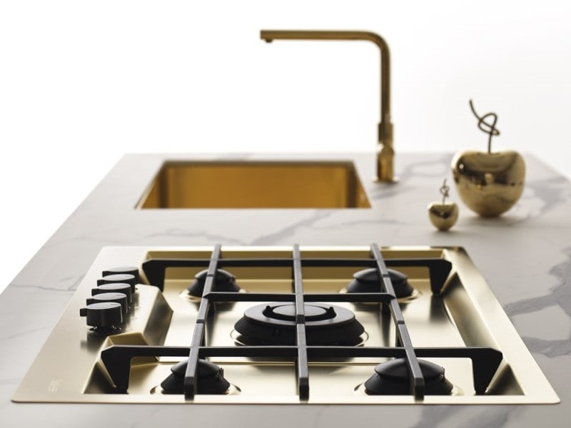 Gun Metal, Gold, Copper The thousand faces of steel