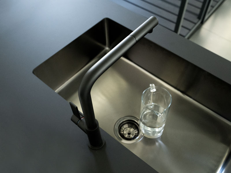 Verona Plus Matt Black